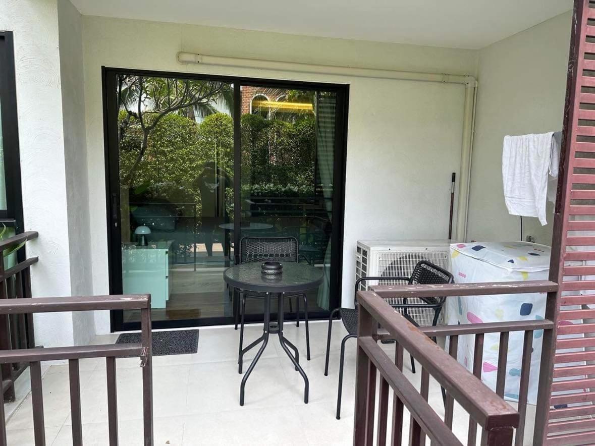 Title 3, Rawai Phuket Apartment Exterior photo