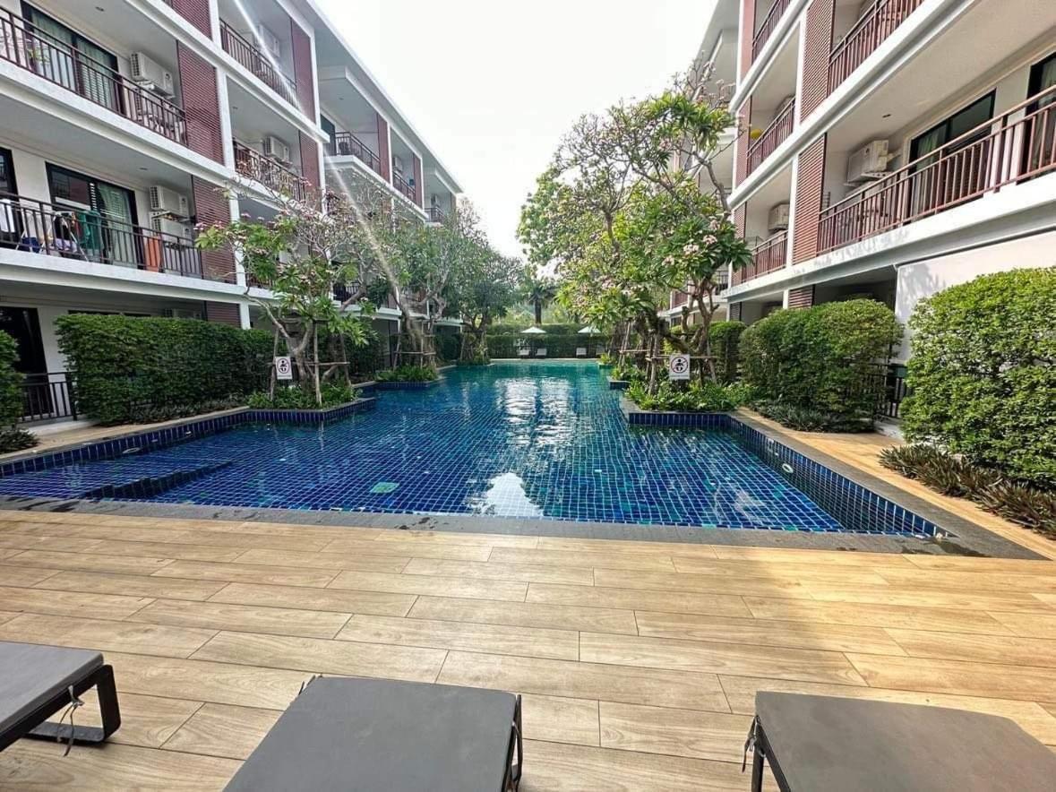 Title 3, Rawai Phuket Apartment Exterior photo